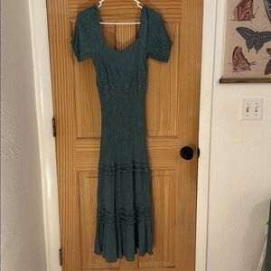 Elegant Green Maxi Dress